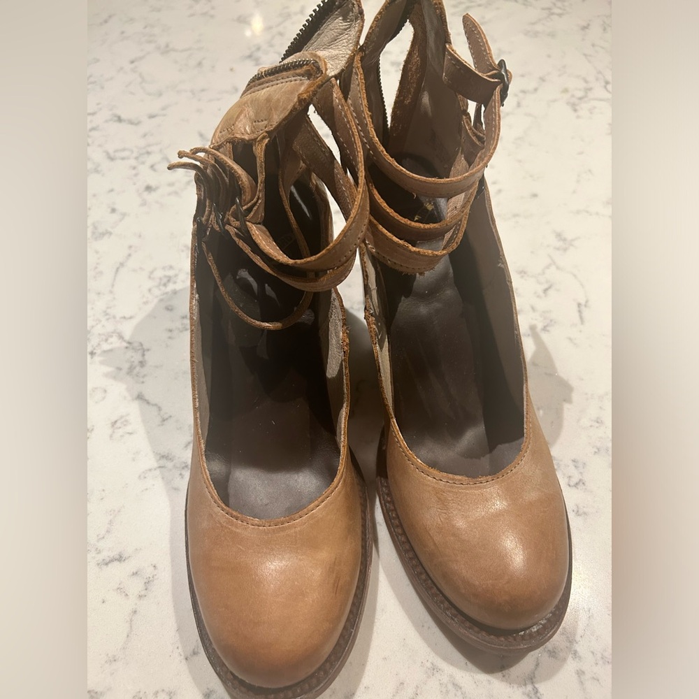 Free Bird Leather Strappy Pumps